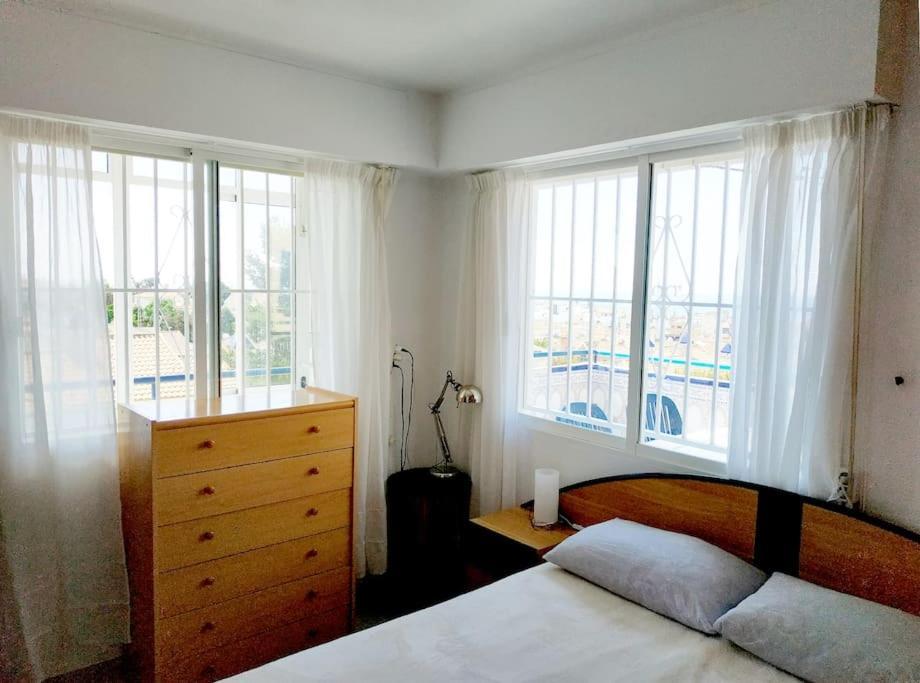 Квартира С Морской Панорамой Torrevieja Ngoại thất bức ảnh